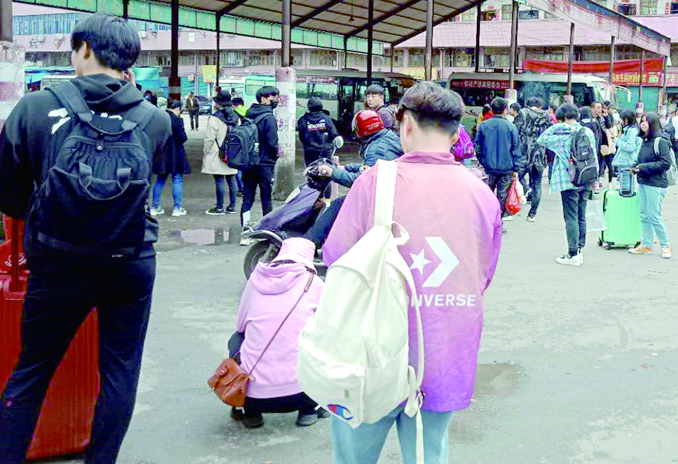 清明出行高峰平穩(wěn) 各汽車(chē)站秩序井然